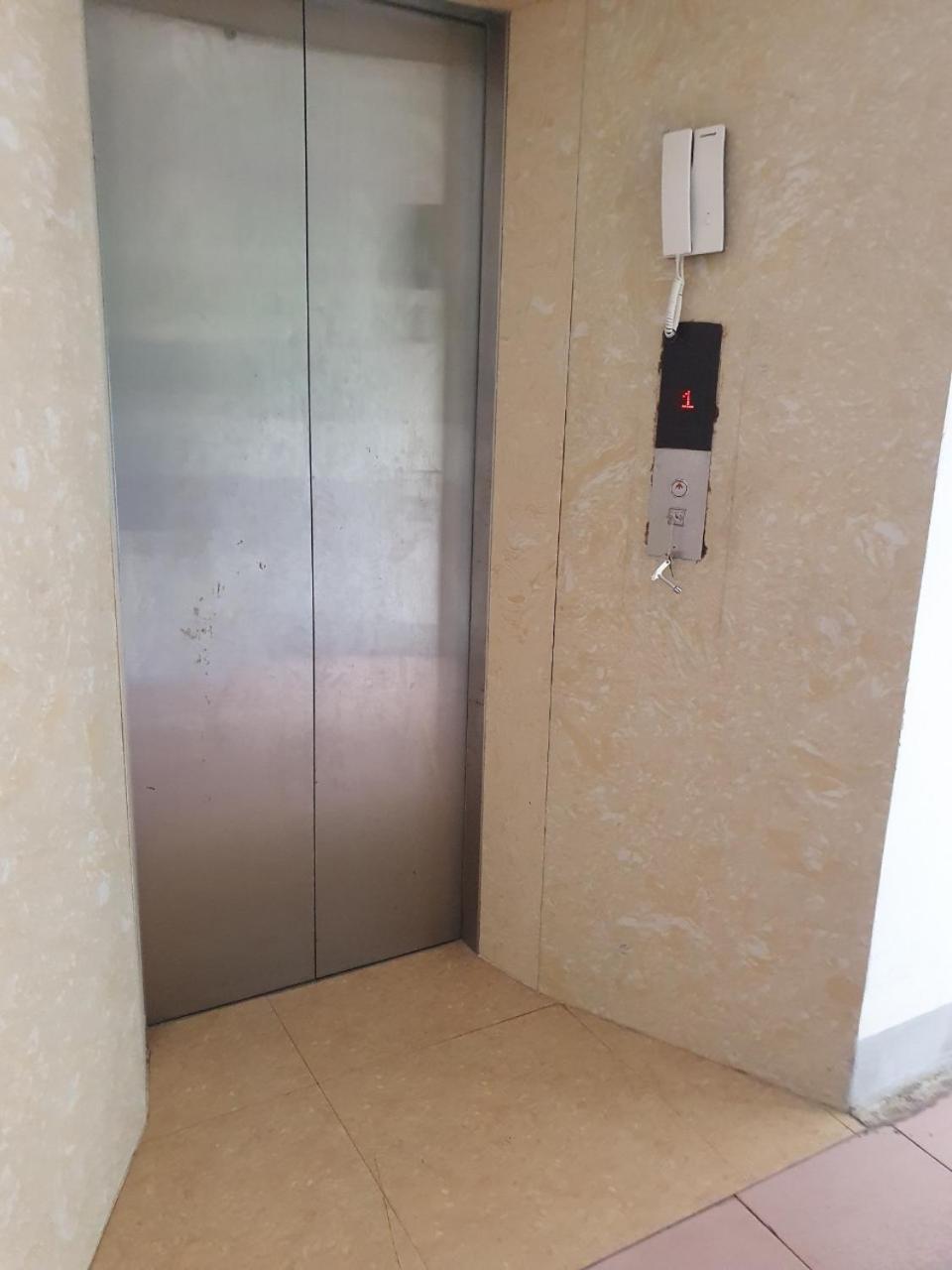 Khach San Vien Dong Hotel เกื๋อหล่อ ภายนอก รูปภาพ