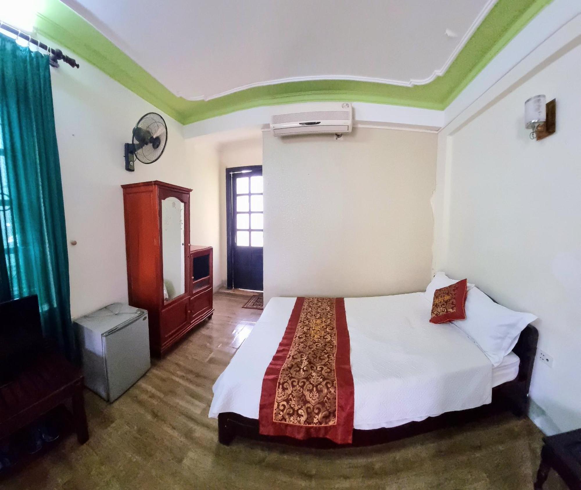 Khach San Vien Dong Hotel เกื๋อหล่อ ภายนอก รูปภาพ