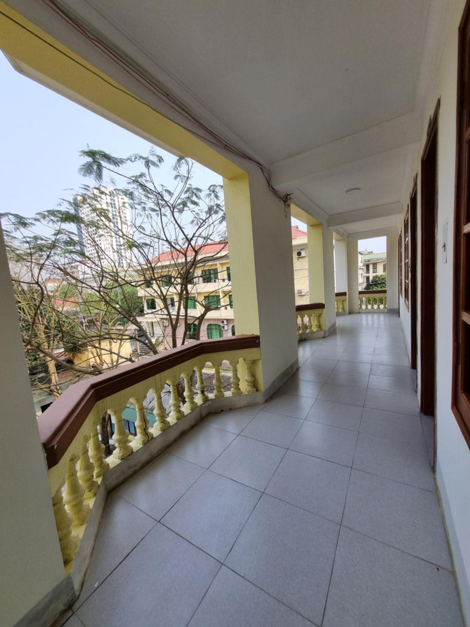 Khach San Vien Dong Hotel เกื๋อหล่อ ภายนอก รูปภาพ